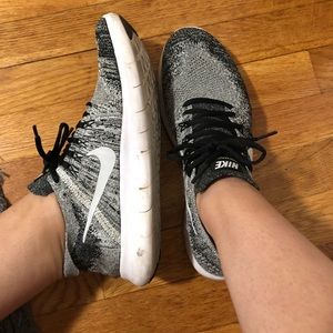 Nike Free Run Flyknits